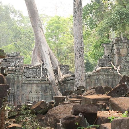 Готель Vilada Angkor Boutique Сіємреап Екстер'єр фото